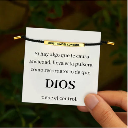 Pulsera Dios Tiene el Control™ Lleva tu fe siempre contigo